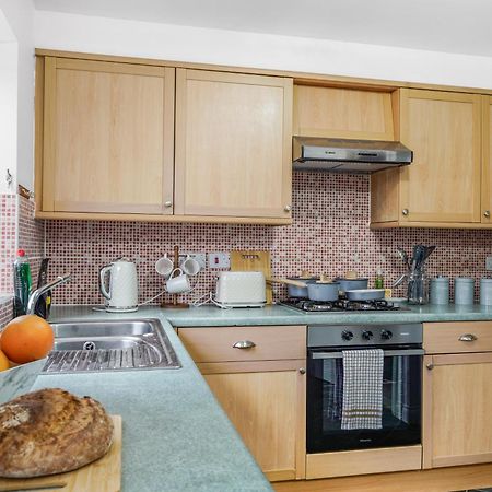 Station & Shops 3Min Walk I Heathrow 15 Mins I X2 Ensuites I Parking X2 Langley Marish Εξωτερικό φωτογραφία