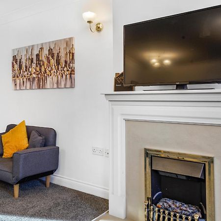 Station & Shops 3Min Walk I Heathrow 15 Mins I X2 Ensuites I Parking X2 Langley Marish Εξωτερικό φωτογραφία
