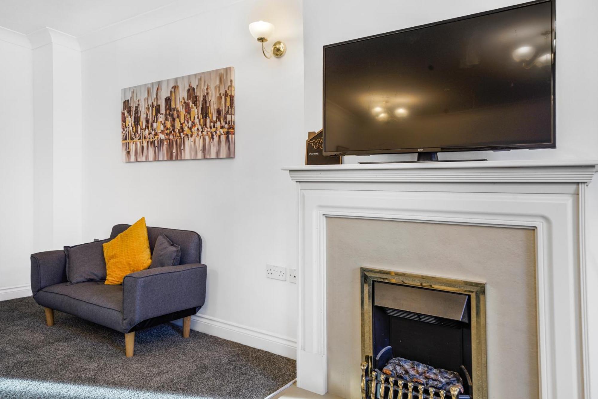 Station & Shops 3Min Walk I Heathrow 15 Mins I X2 Ensuites I Parking X2 Langley Marish Εξωτερικό φωτογραφία